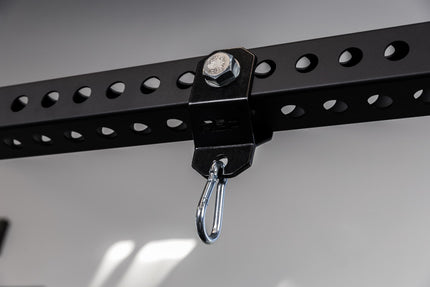 Shackle