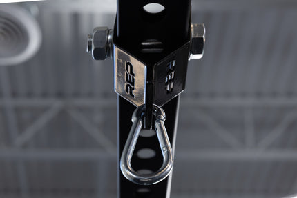 Shackle