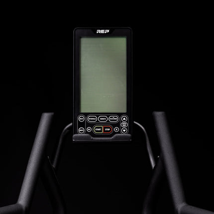 Strive™ カーブドトレッドミル